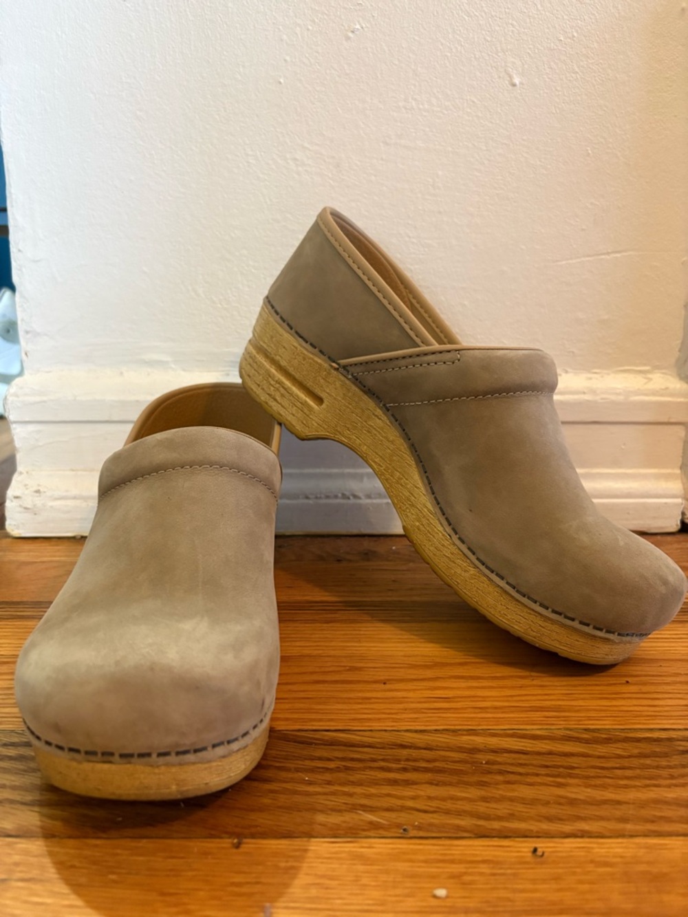 Dansko Taupe Leather Clogs for Women - Size 41 - Like New
